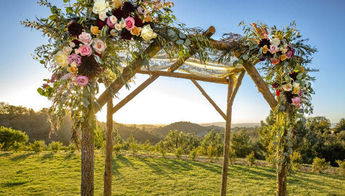 Understanding the Jewish Wedding Ceremony: Key Rituals and Traditions Explained