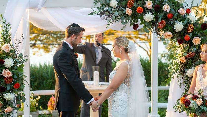 Bridging Two Faiths The Role of a Rabbi in Jewish-Catholic Weddings